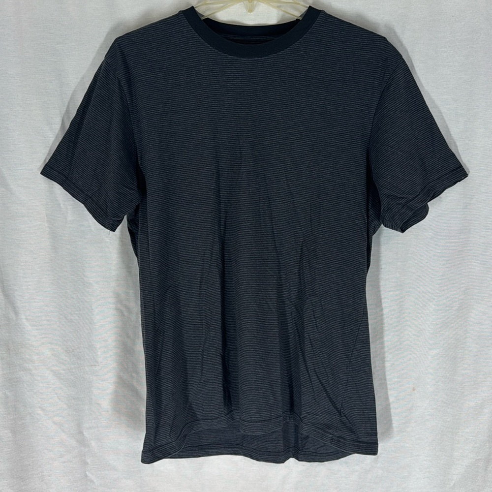 Men’s Large Prana T Shirt Charcoal with Grey stripe Cotton Super comfy!
